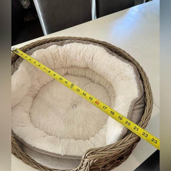 Wicker Dog Bed with Cream Cushion - Picture 8 of 11